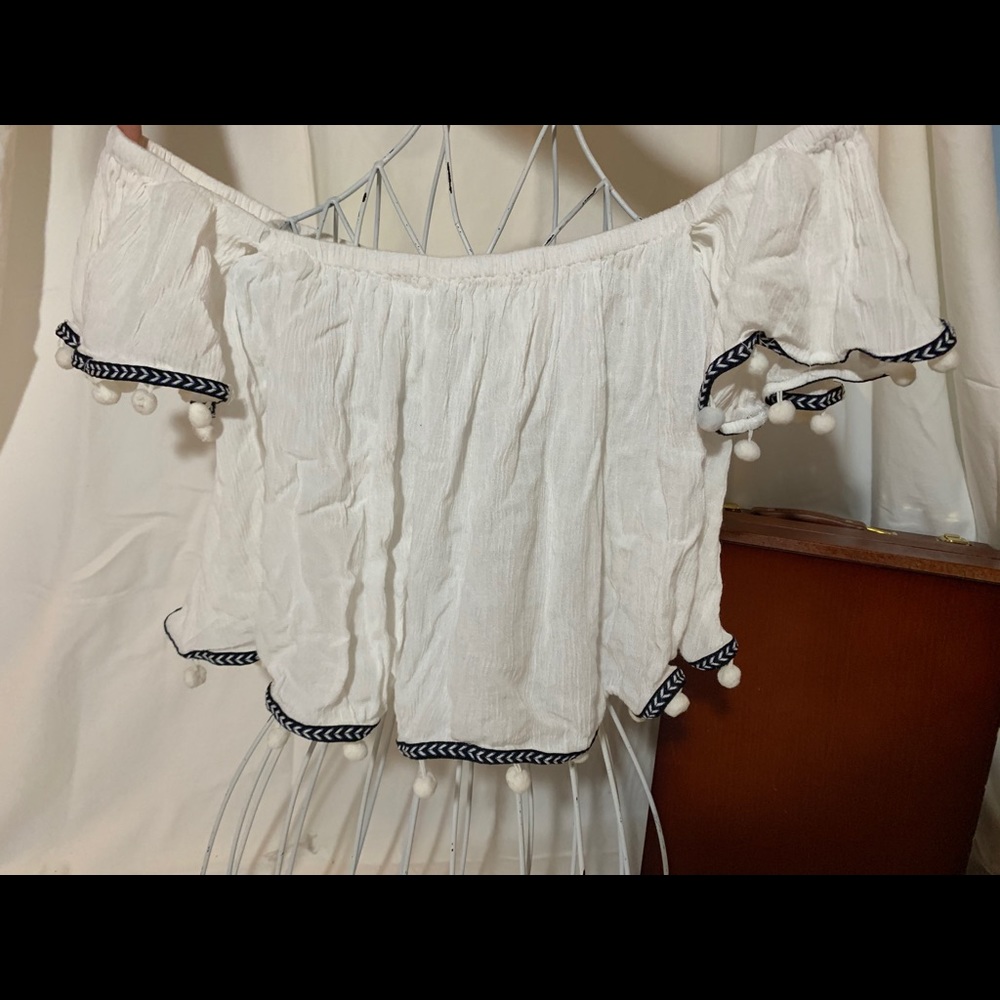 Adorable POM POM shirt!